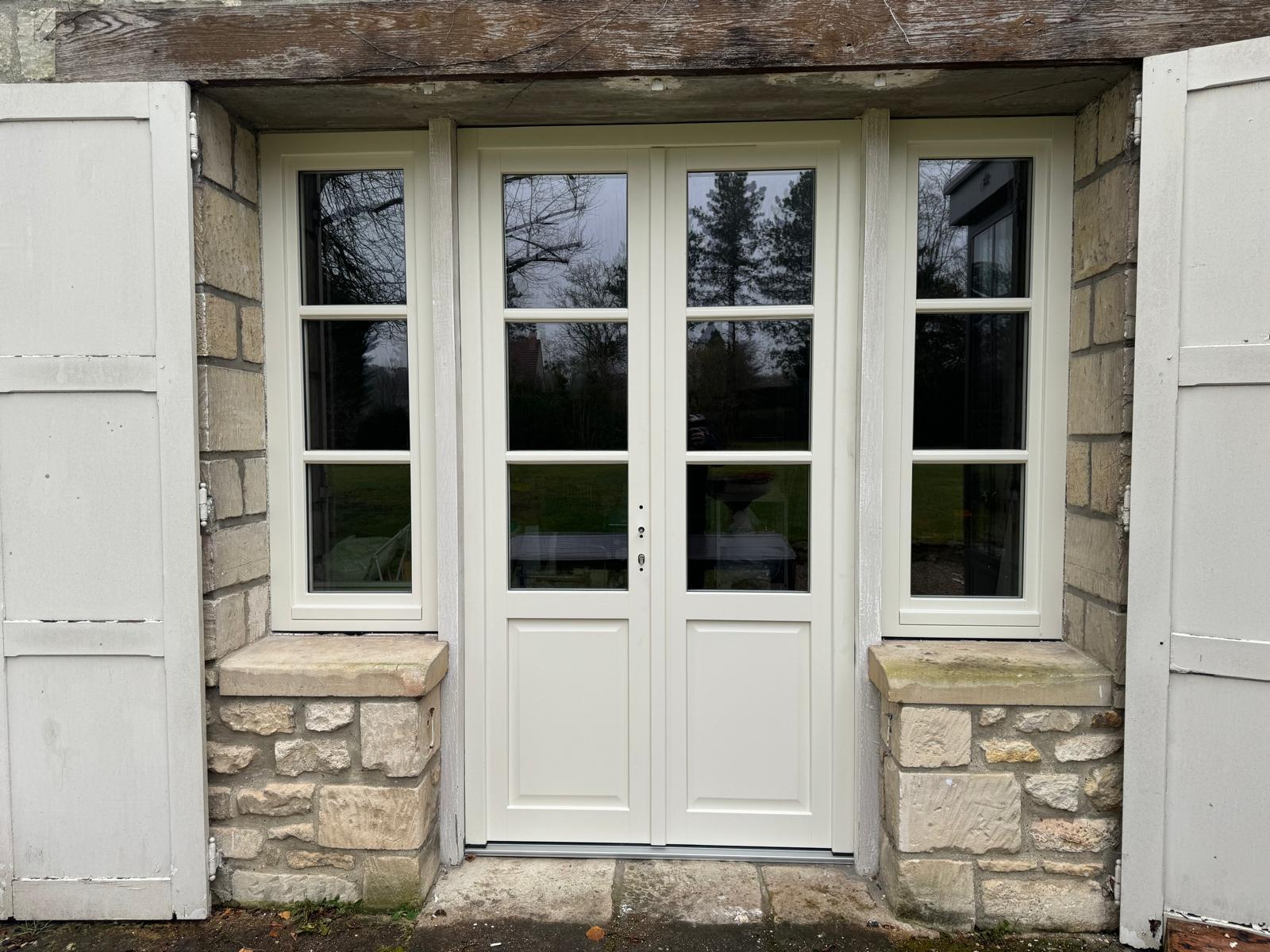 Porte d'entrée mixte